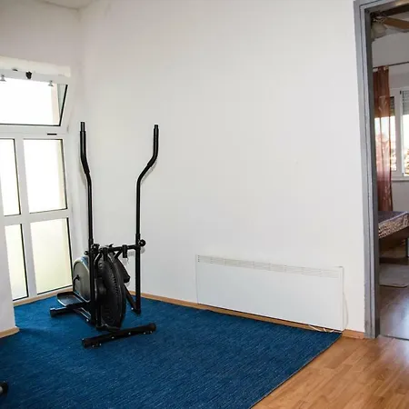 Lux Sara - Trogir Split